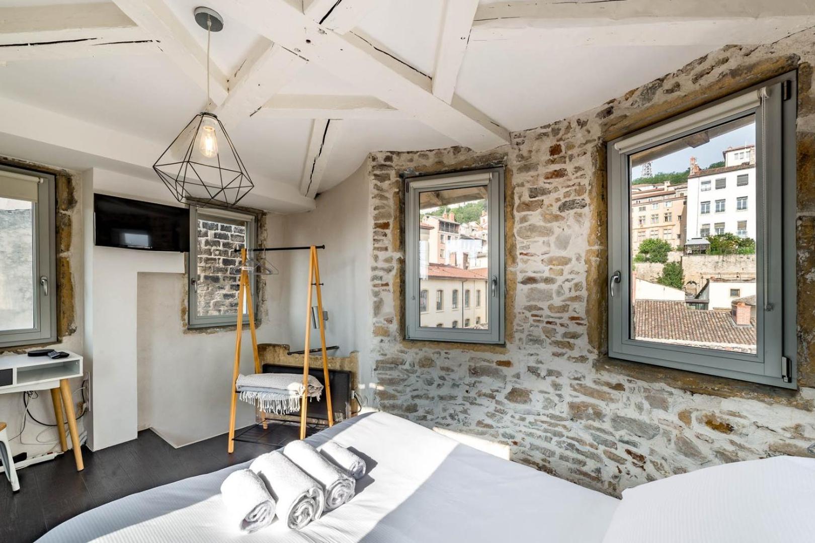 Sky'Room - Jacuzzi & Vue - Vieux Lyon Dış mekan fotoğraf