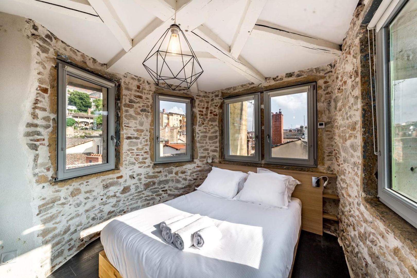 Sky'Room - Jacuzzi & Vue - Vieux Lyon Dış mekan fotoğraf